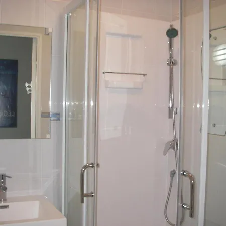402 Du Golf Apartment